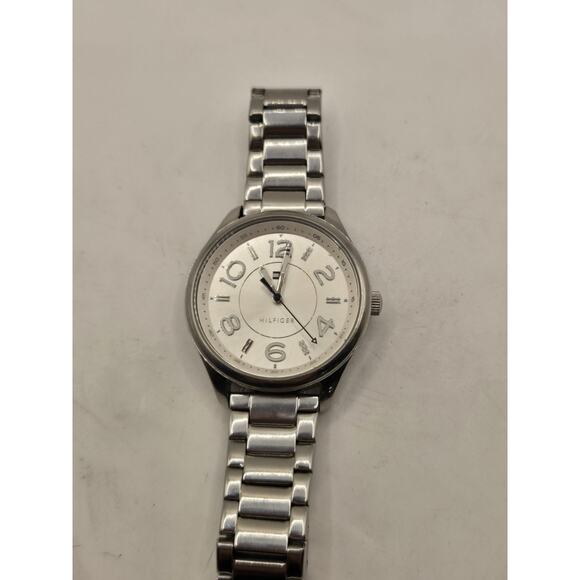 Tommy Hilfiger Sofia Ladies' Watch. Small Band 6". New Battery. - Picture 1 of 4